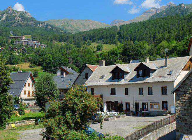 Auberge Le Vieux Chaillol Saint-Michel-de-Chaillol Екстер'єр фото